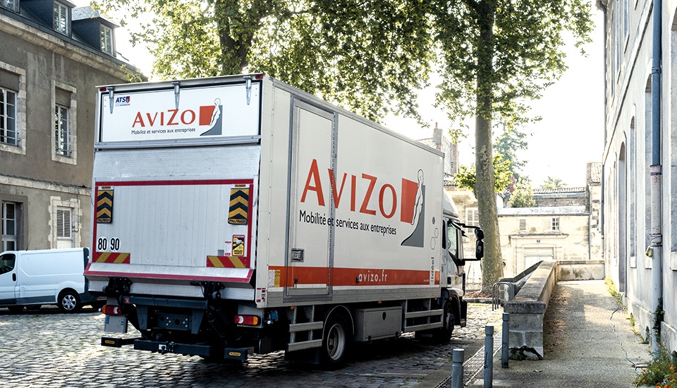 Déménagement de mairie : camion avizo